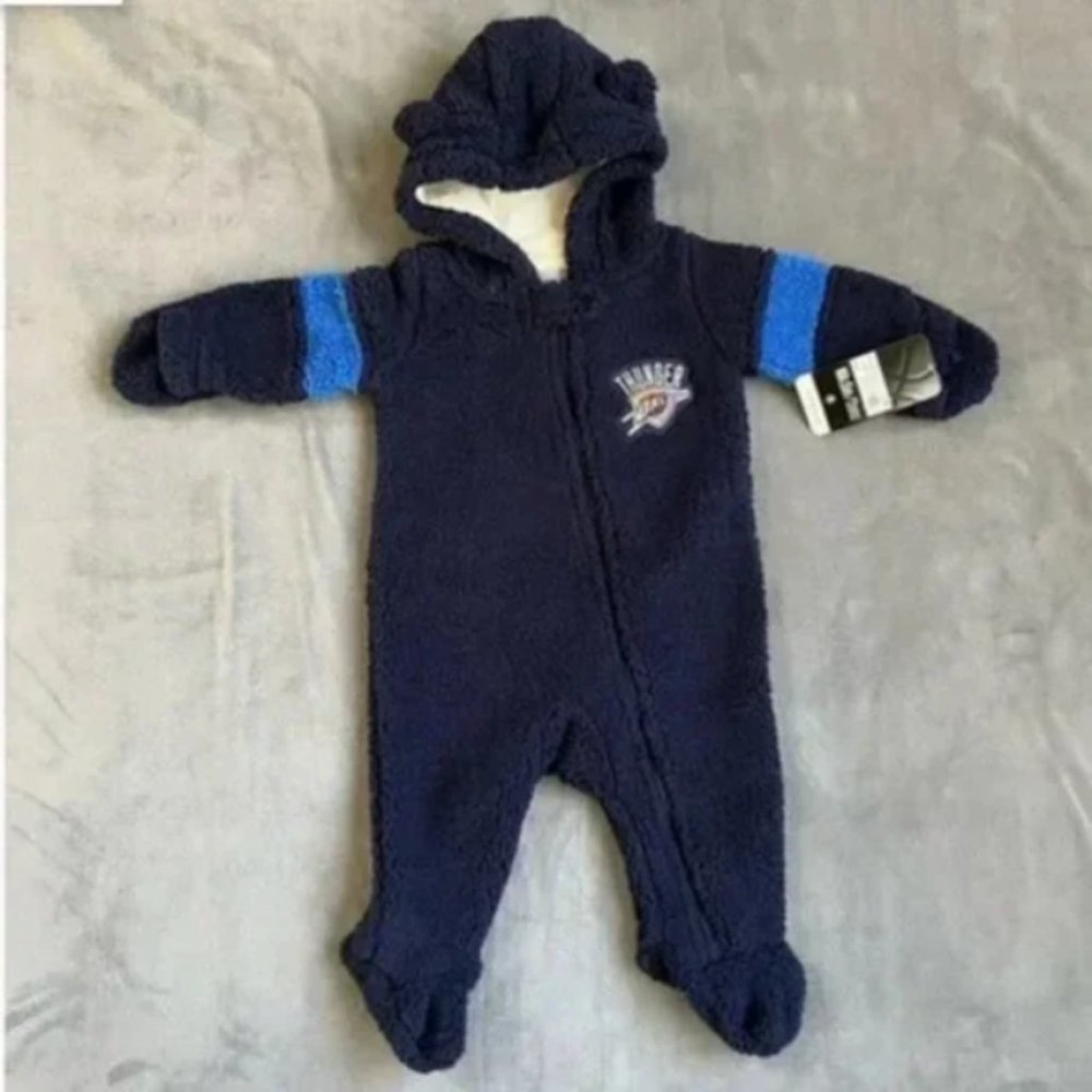 NBA Oklahoma City Thunder Baby Boys' Sherpa Sleeper Blue 18 Months